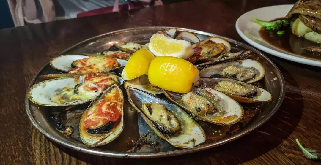 比国内油价还高三四块！这地方奔驰不如日系车受欢迎！