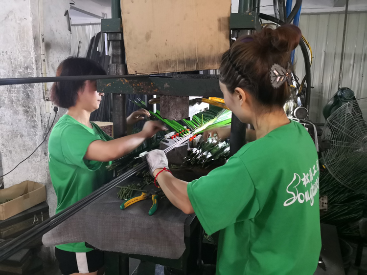 红松树仿真造景全过程,仿真松树枝叶怎么制作