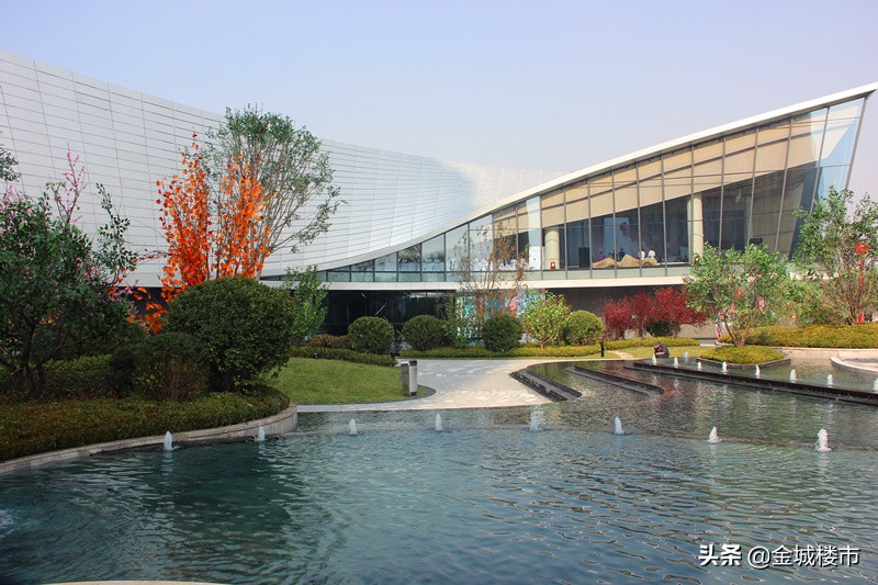 兰州万达城火爆,兰州城关万达广场人气旺吗