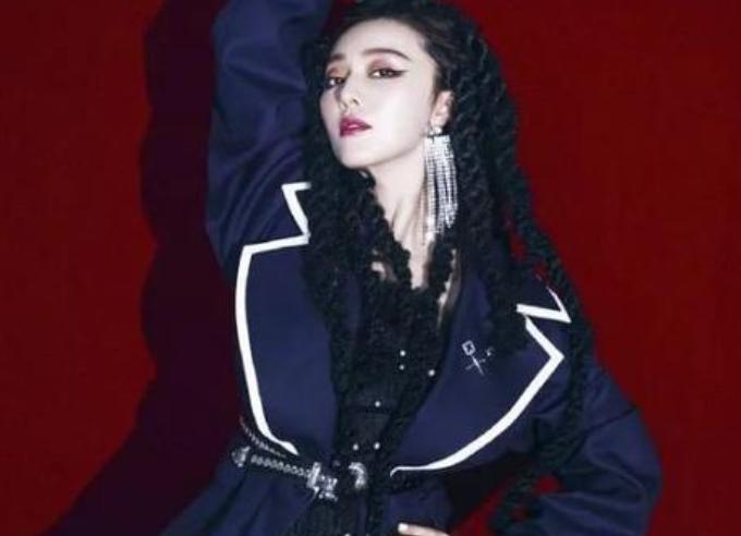 蛇系长相范冰冰,蛇女惊艳的视频