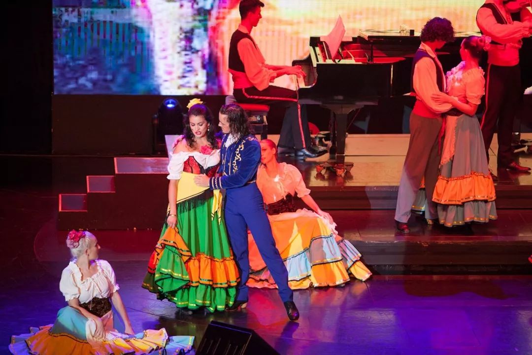 msc地中海辉煌号国际邮轮视频,msc地中海邮轮辉煌号