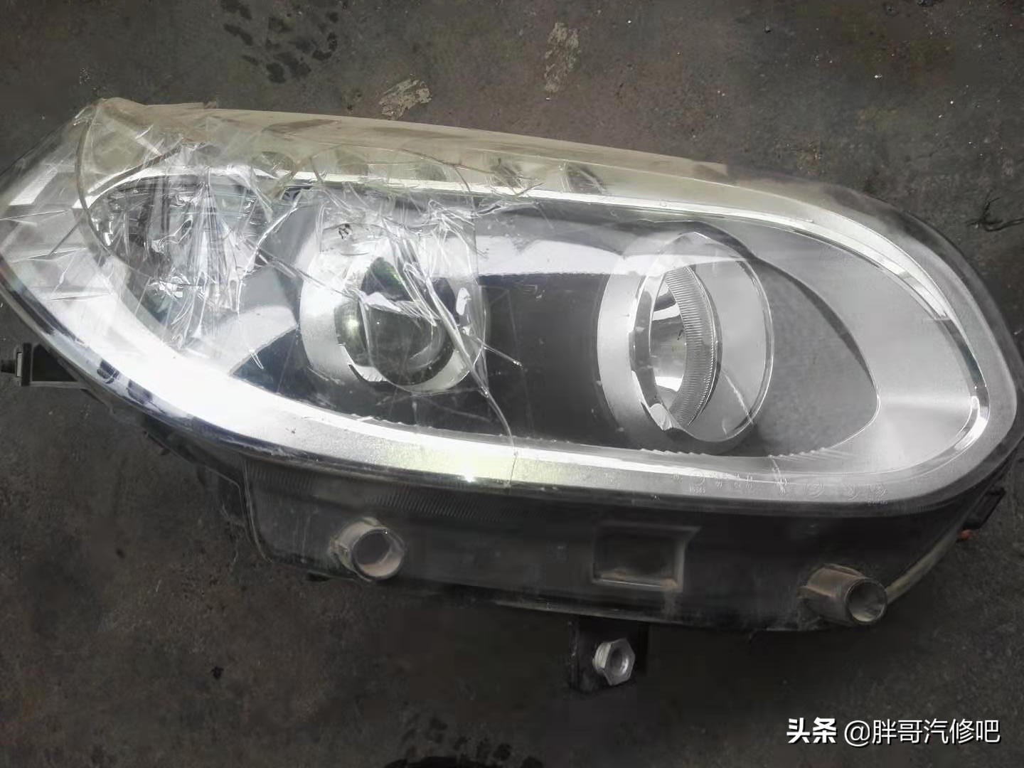 led大灯有透镜解决散光的最佳办法,大灯透镜拆除教程