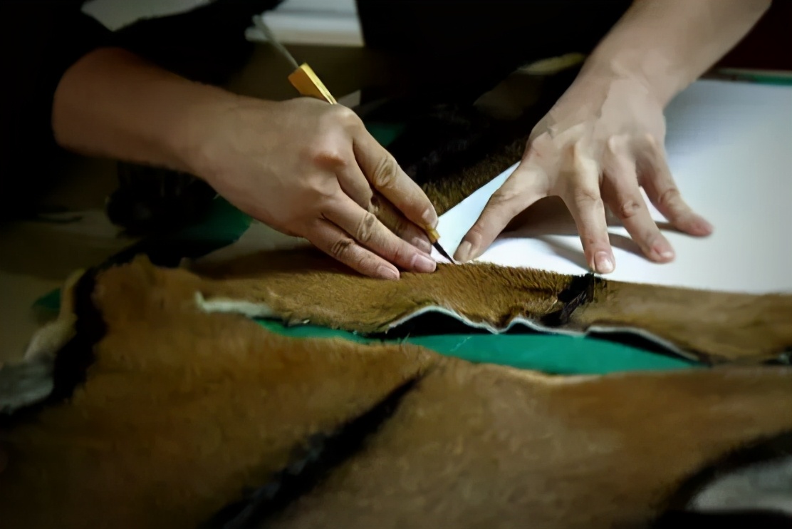 聚变手工皮具高端定制,皮具手工定制