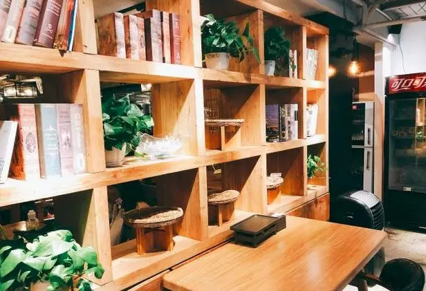 一天卖3万串的烧烤摊,烧烤只卖牛肉串