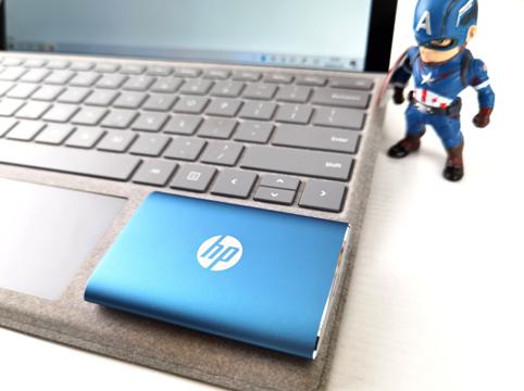 无惧后浪的上下翻腾左右摇摆，HP惠普P5001T移动固态读写稳得很