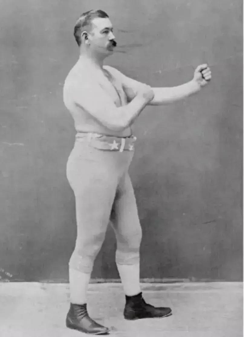 露出秋裤裤头，是一个成熟人の标志