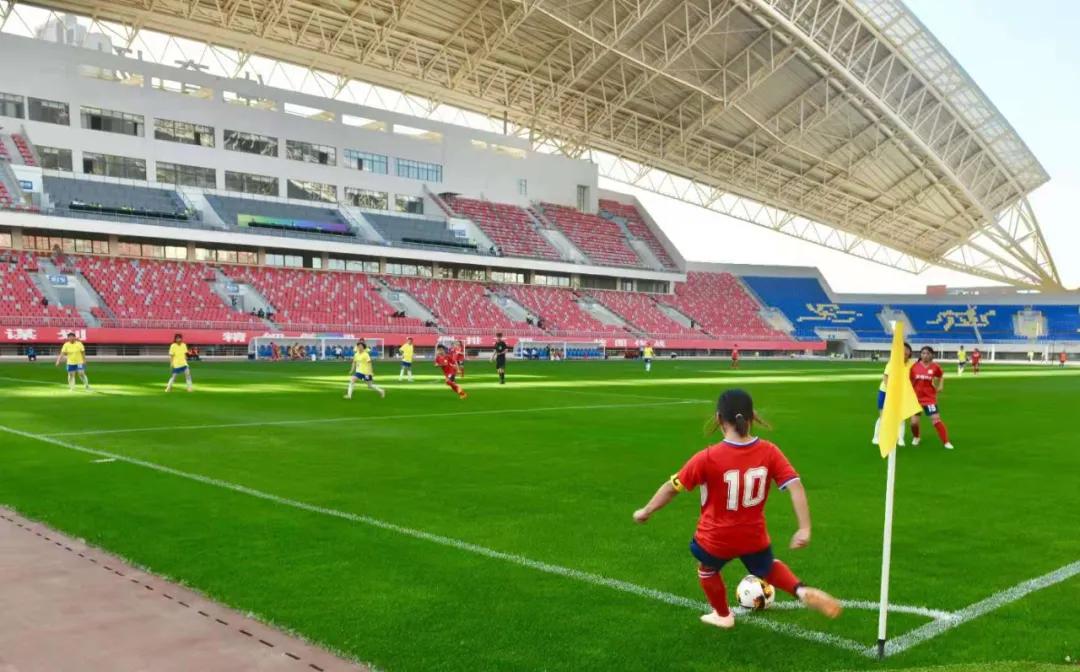 校园足球赛事开展现状,如何打造足球校园