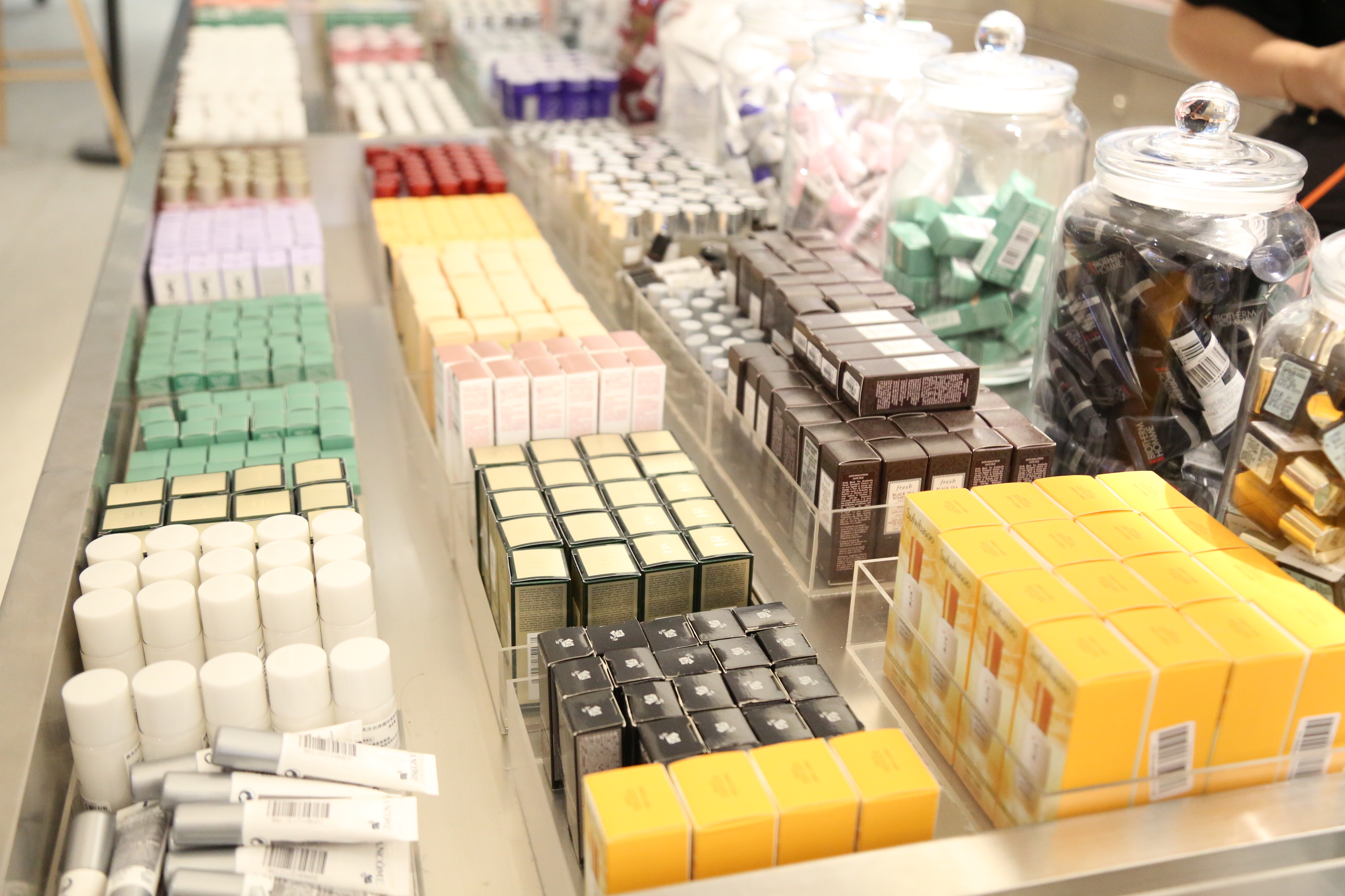 苏宁易购店现状,苏宁易购现状视频