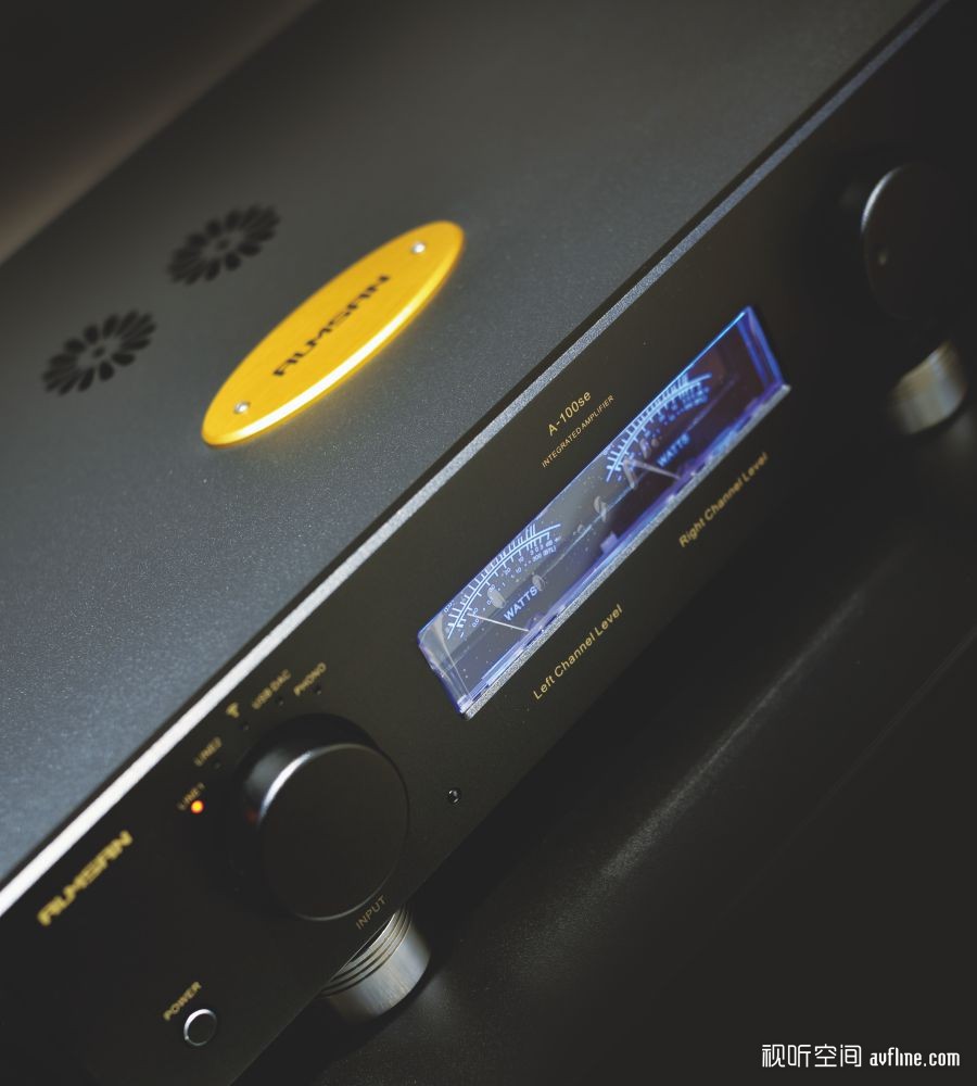 HIFI|令小书架箱绽放光彩的功放：AUMSANA-100se合并式功放