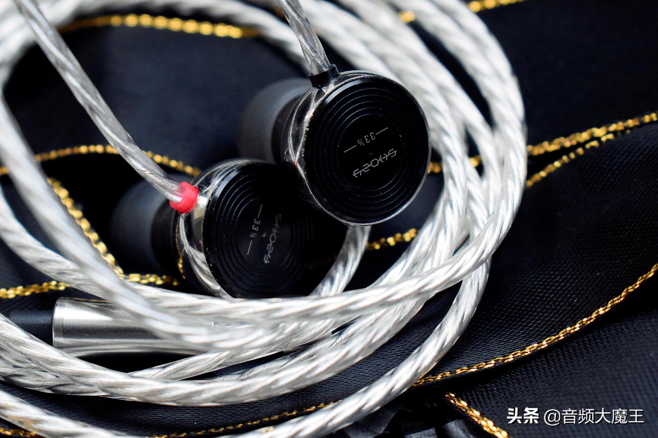 苹果typec转3.5耳机转接头测评,苹果手机用3.5毫米耳机转接头推荐