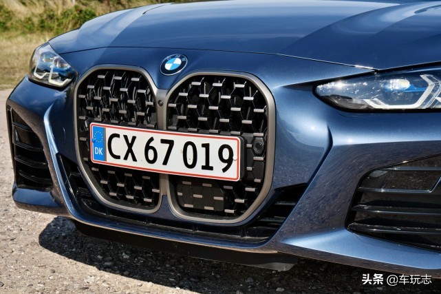 最新宝马4系敞篷款试驾,全新宝马4系敞篷版太拉风了