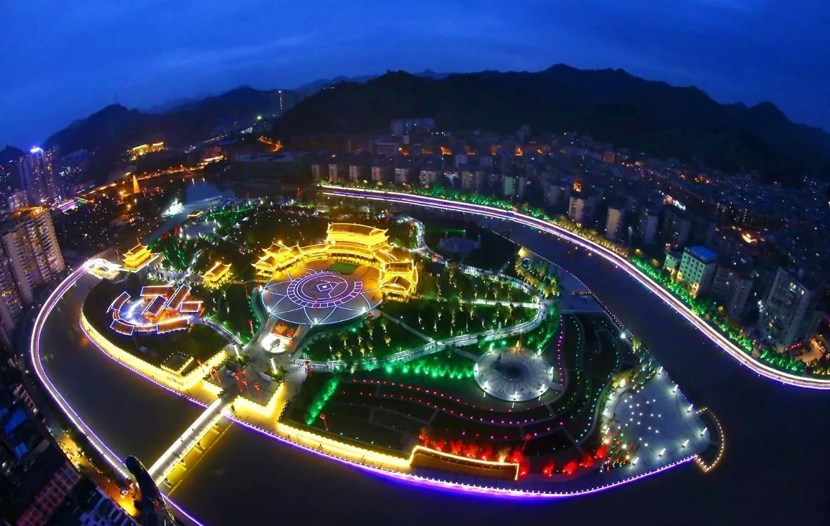 黔南足球五大联赛,黔南州足球总决赛初中组