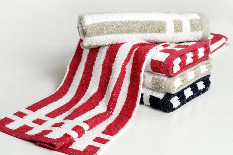 用碱和醋洗毛巾的方法,毛巾变硬湿黏有异味怎么处理