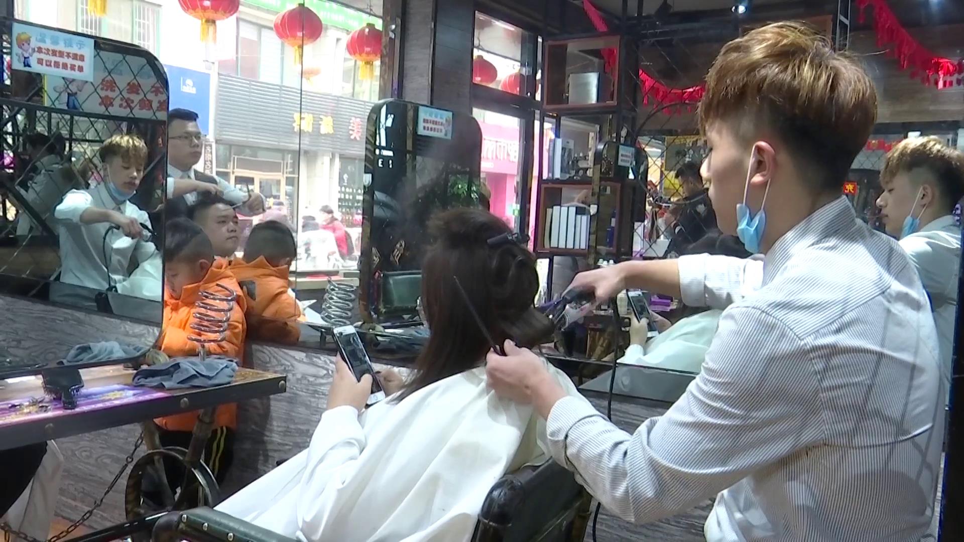 发廊老板如何快速赚钱,老板开理发店利润