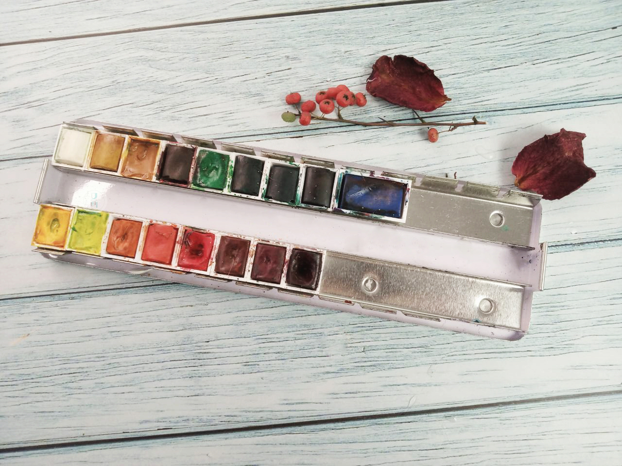 色卡水彩怎么画,水彩怎么做染卡