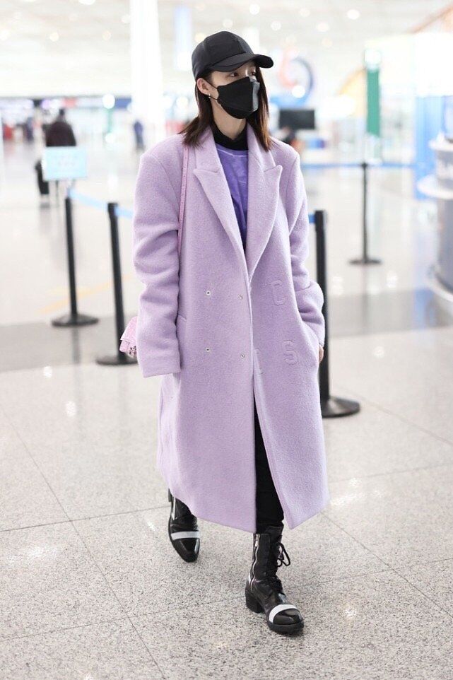 李沁蓝衣回眸,李沁蓝绿色