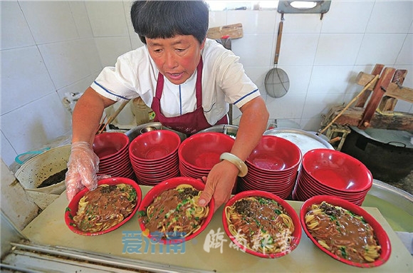 一碗米粉勾起了我的回忆,幸福的味道米粉