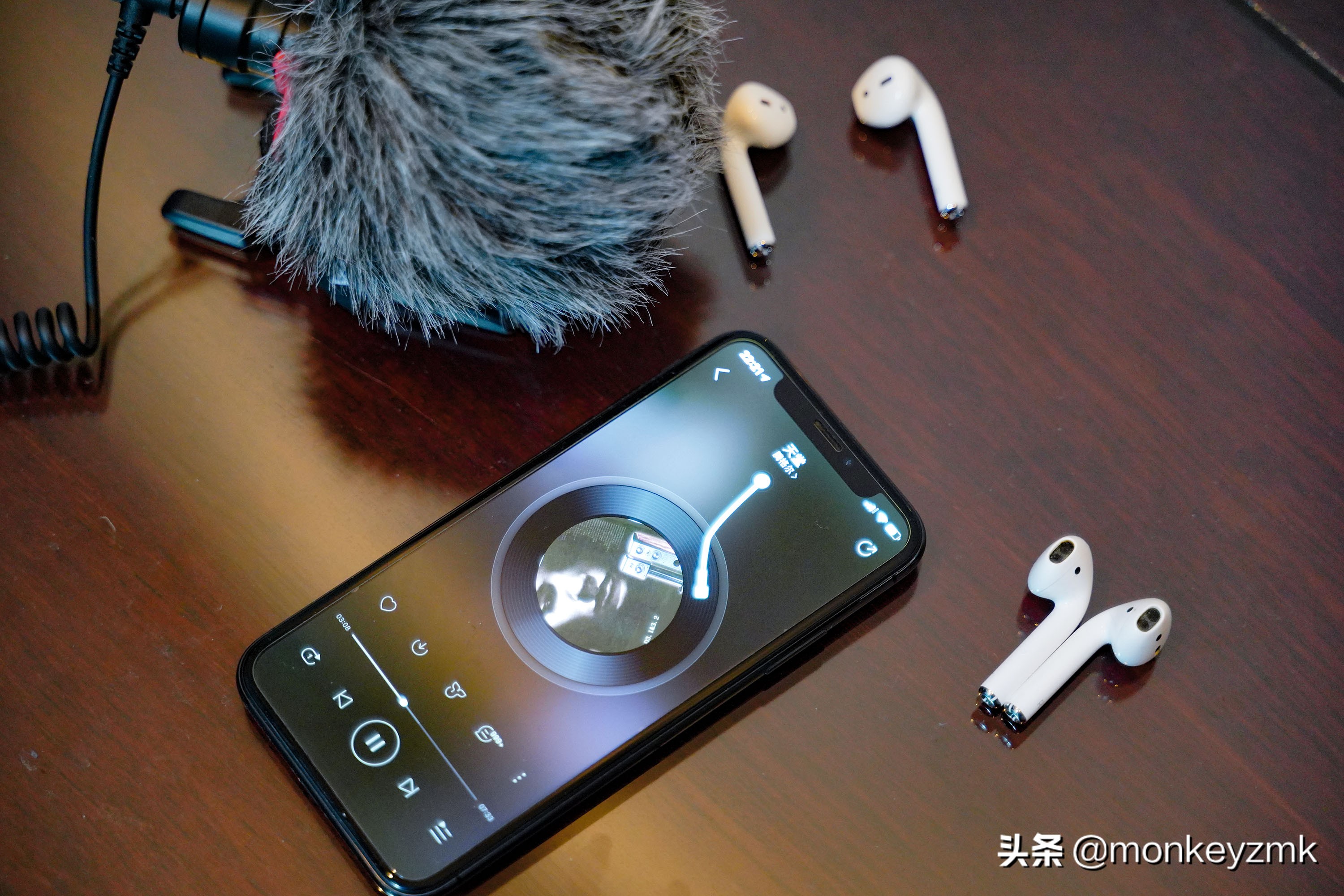 入手airpods2第一件事,airpods2体验4个亮点和2个缺点