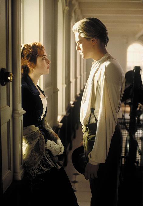 24年前“英伦玫瑰”美到让全球屏息！近日无PS照曝光被群嘲毁容？