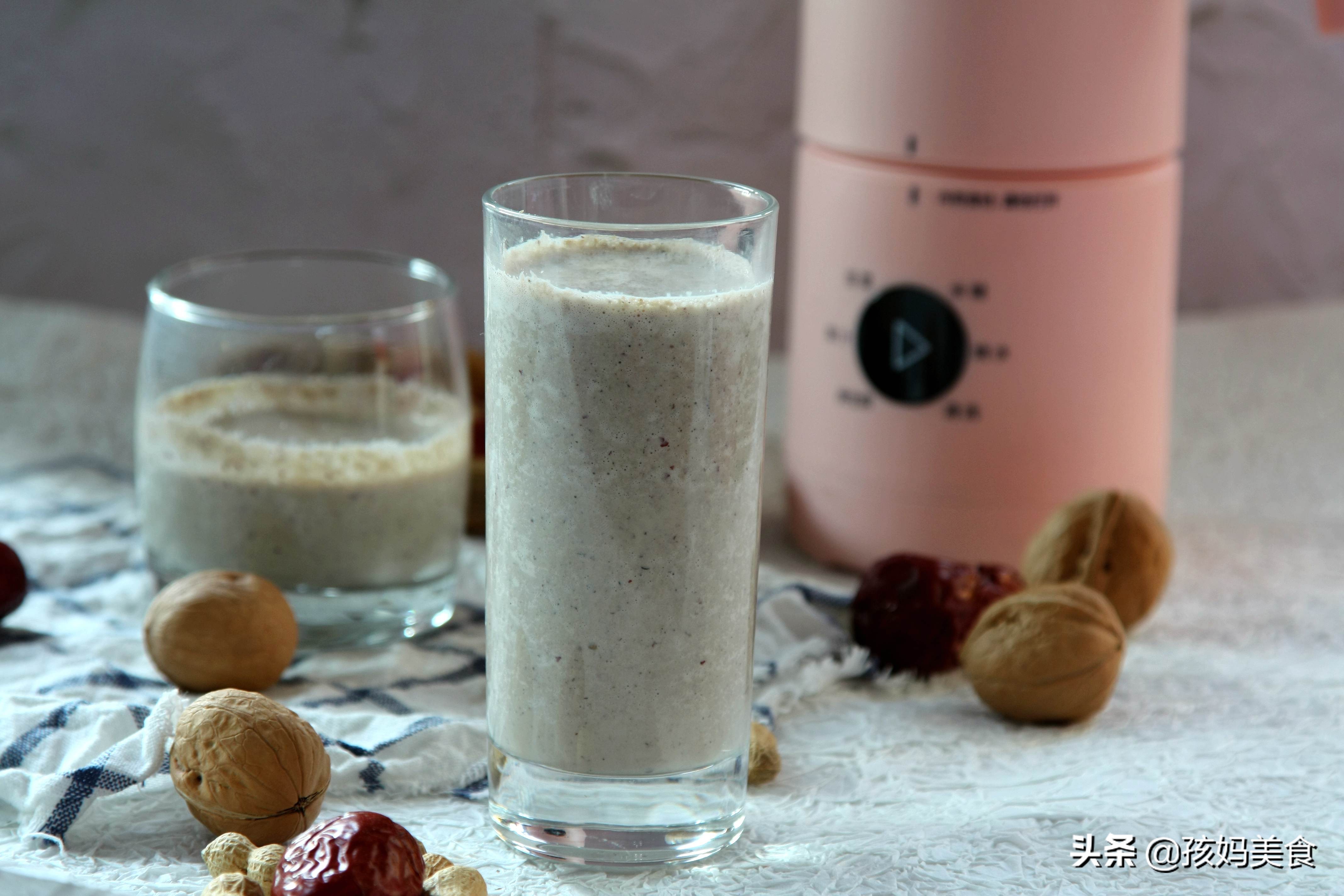 经常熬夜早上喝一杯水,经常熬夜来一杯枸杞茶