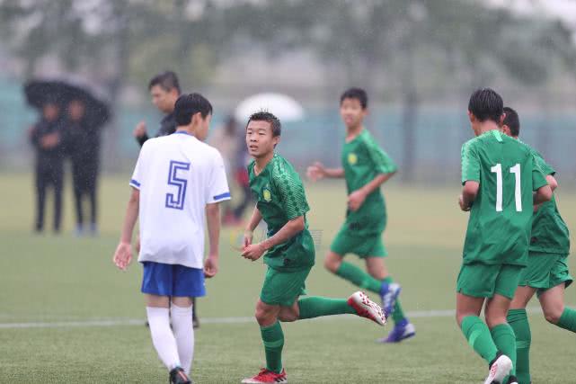 中超十大惨案,中超新军踢疯了2场狂轰10球