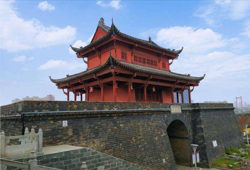 中国最完美的省会城市,我国最特殊的省会城市