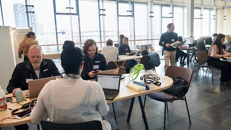 灏忔潕瀛愯幈鏄傜撼澶氬拰濂崇敓浜插惢,灏忔潕瀛愯幈鏄傜撼澶氬拰涓栫晫棣栧瘜