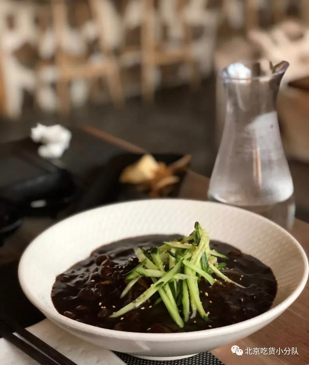 南京超火韩餐,三里屯上菜韩餐