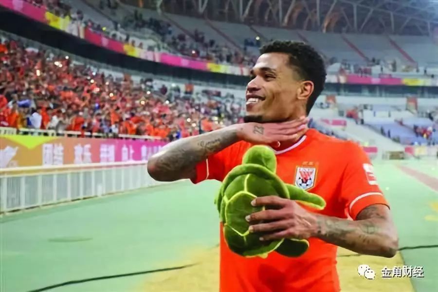 里皮超过十次崩溃！国足没救了？