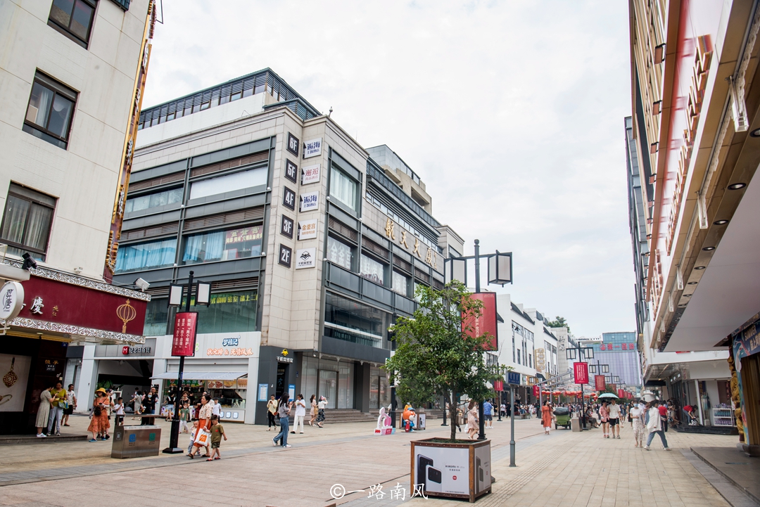 苏州最出名的一条商业街,苏州最繁华的步行街是哪里