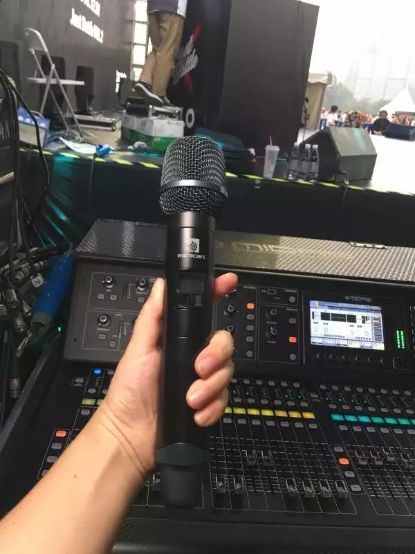 力卡专业无线演出系统全程护航2019江小白YOLO青年文化节