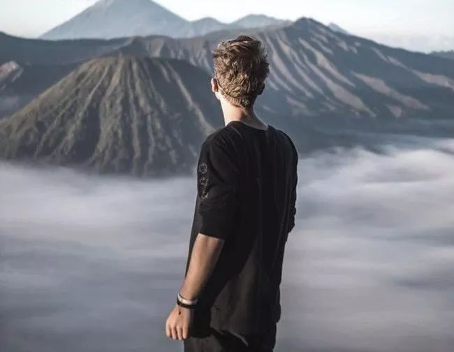 十四亿人点赞的视频,百万人疯狂转发此文已刷爆朋友圈