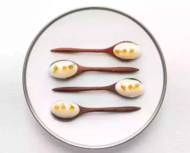 米其林摆盘最豪华的菜,米其林厨师摆盘小技巧