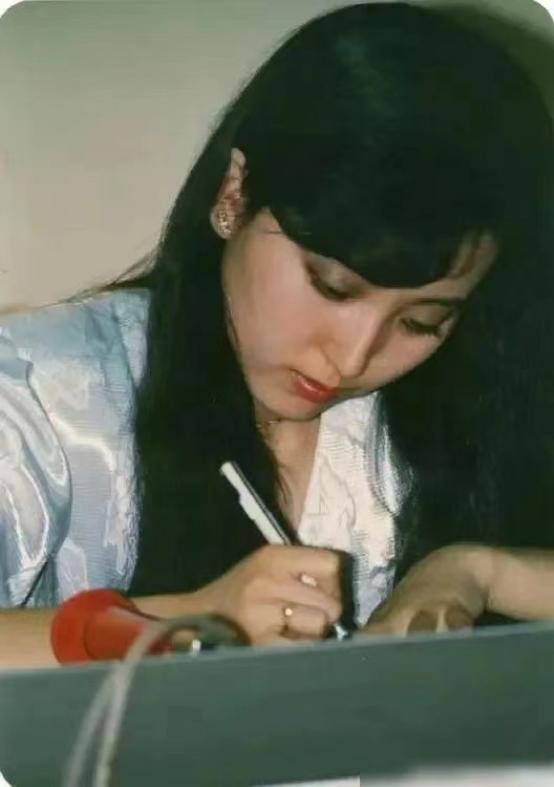 陈晓旭的一生经历,陈晓旭的一生解读