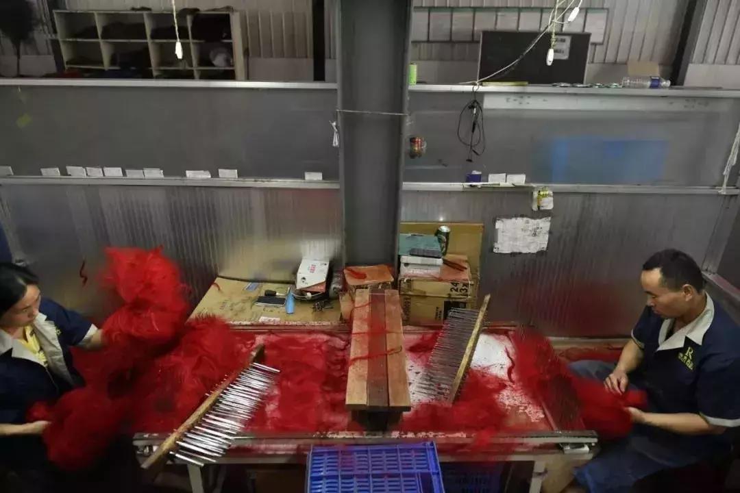 维多利亚贝克汉姆的发型,维多利亚贝克汉姆当年的时尚