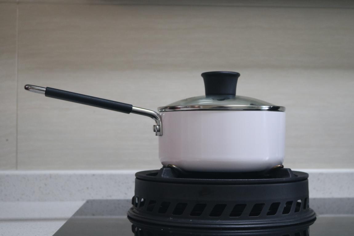 苏泊尔煮奶锅的正确方法,知吾煮汤锅第一次使用