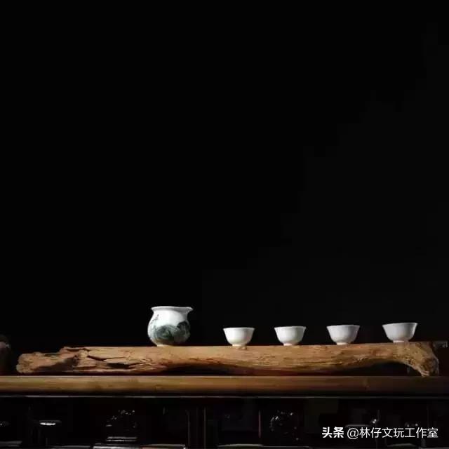 高端摆设物件崖柏,崖柏抱石山居摆件