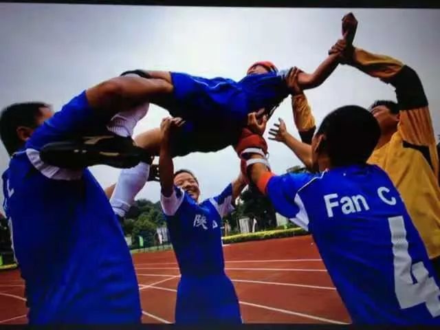 兰州教孩子踢足球,西安哪里教小孩踢足球