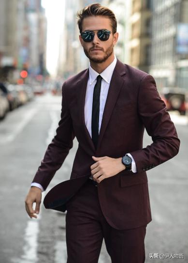 西装是一个男人最好的战袍,西装是男人的战袍