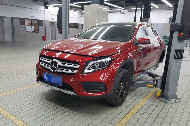 购买奔驰一个月就出故障江苏车主,女子买奔驰新车未到手就出故障