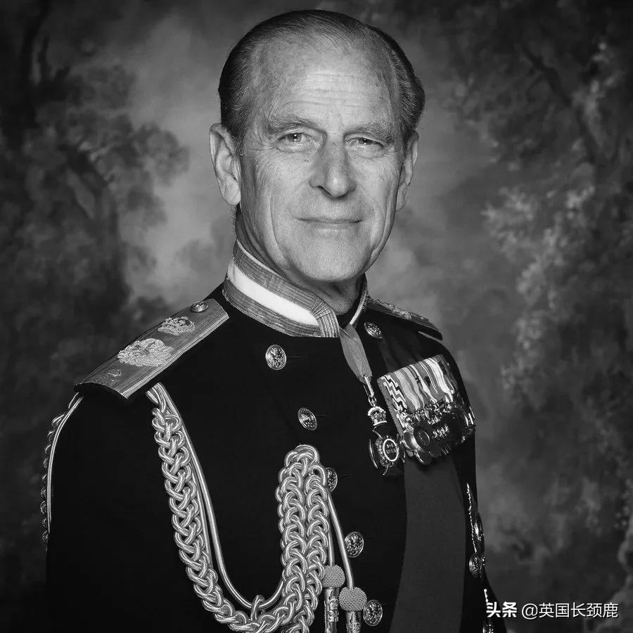 “感谢74年的陪伴，来生一定要再做我的爱人，好吗？”