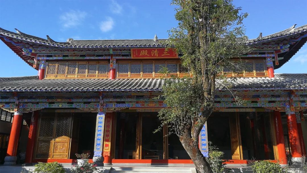 龙洞瀑布景观,龙洞瀑布在哪里啊