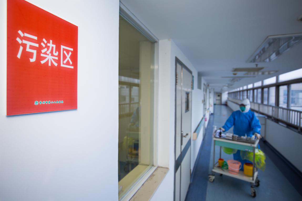 三八节最好的消息！常州最后一例确诊患者治愈出院！走近三院背后