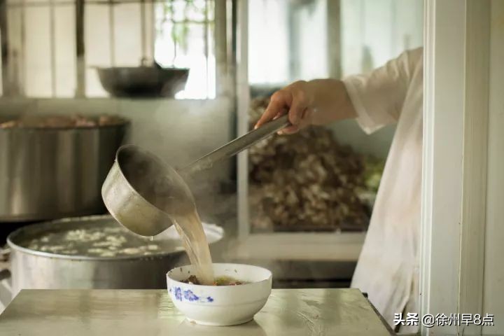 西贝为什么会跟风海底捞涨价,西贝海底捞10元店