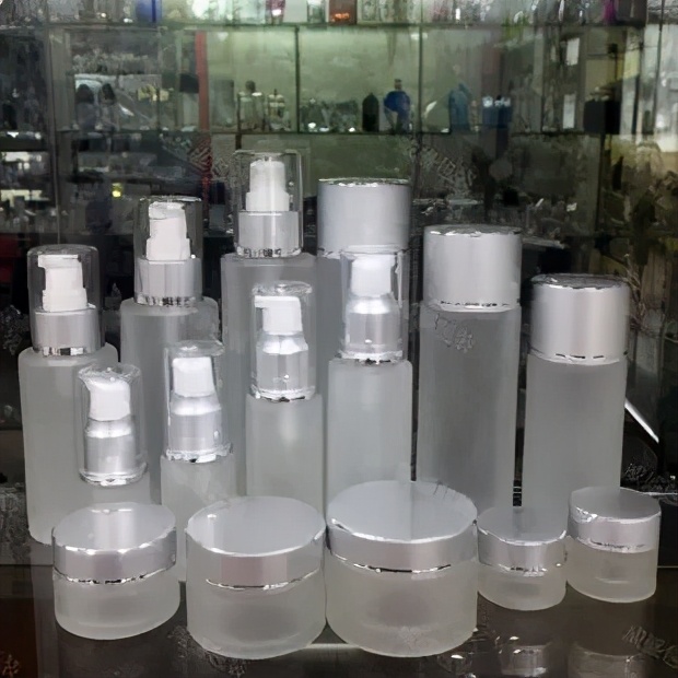 如何选择靠谱的化妆品代加工工厂,化妆品代加工贴牌厂家有哪些要求