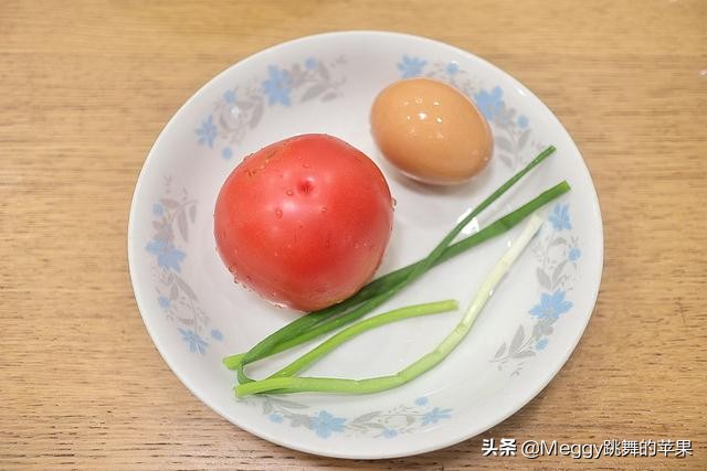 寒冷的冬日早餐这样吃热乎乎,天冷吃什么早餐暖身又不胖