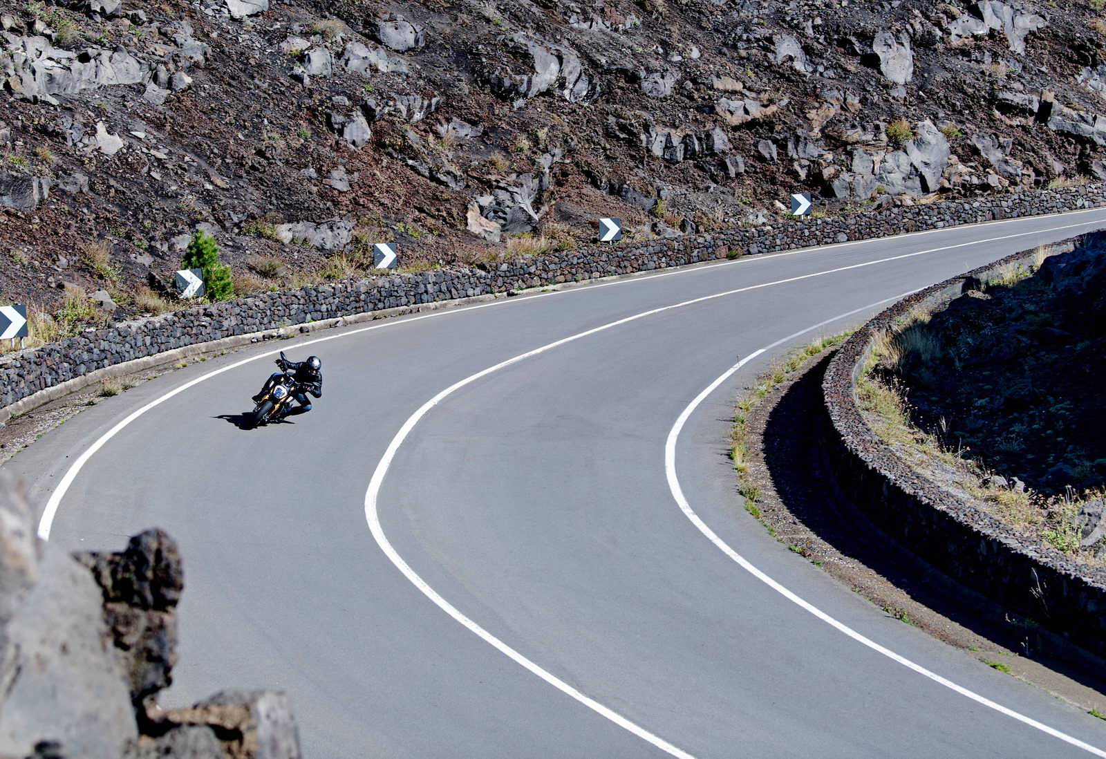 杜卡迪diavel大魔鬼1260,杜卡迪diavel1260s多少钱