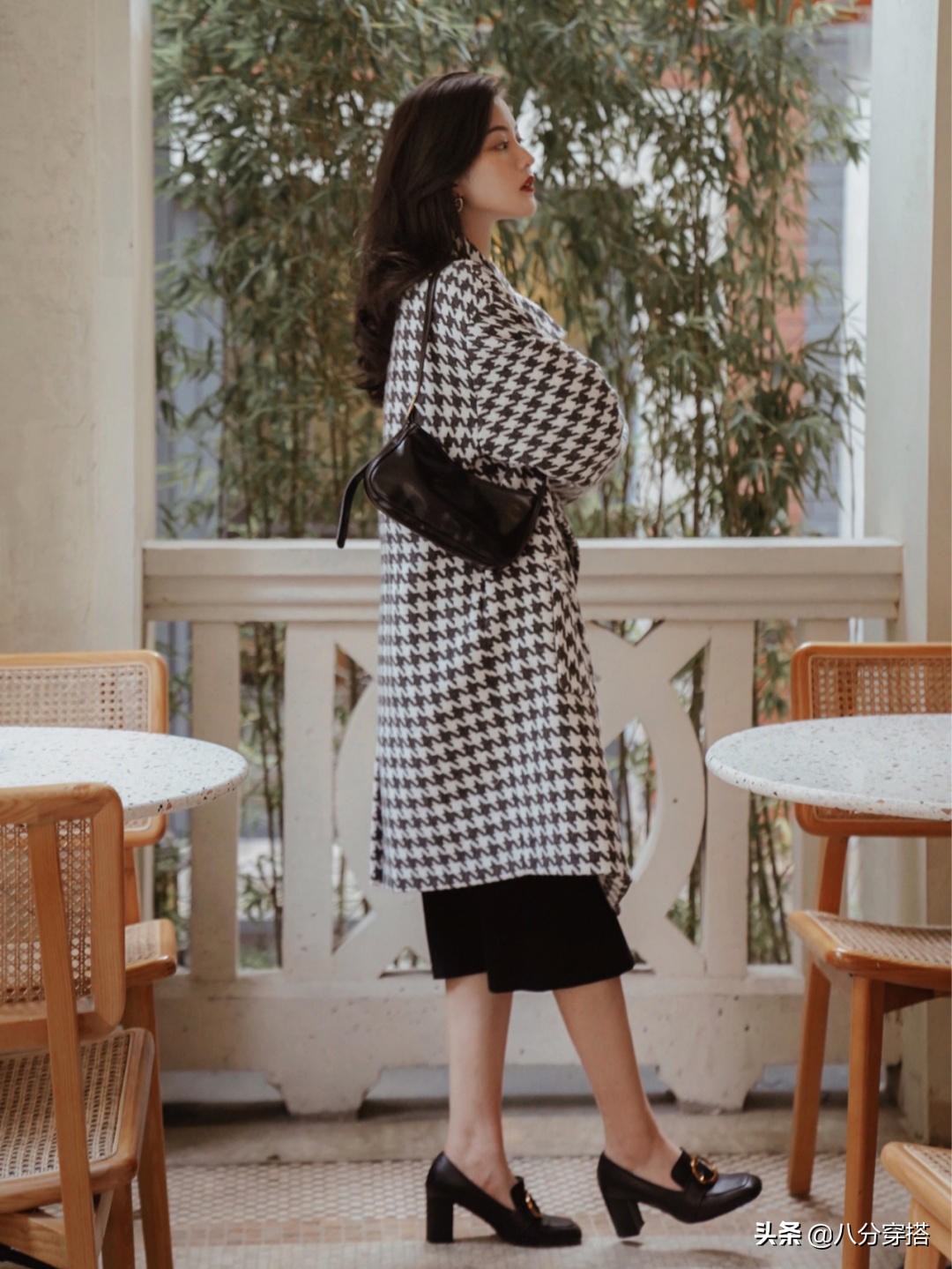 今年“千鸟格大衣”火了,建议选这几种,照穿不出错,保暖洋气