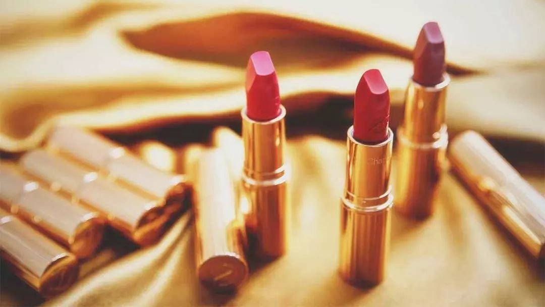 平价好用的口红小众品牌推荐黄色,最显白的十支口红大公开