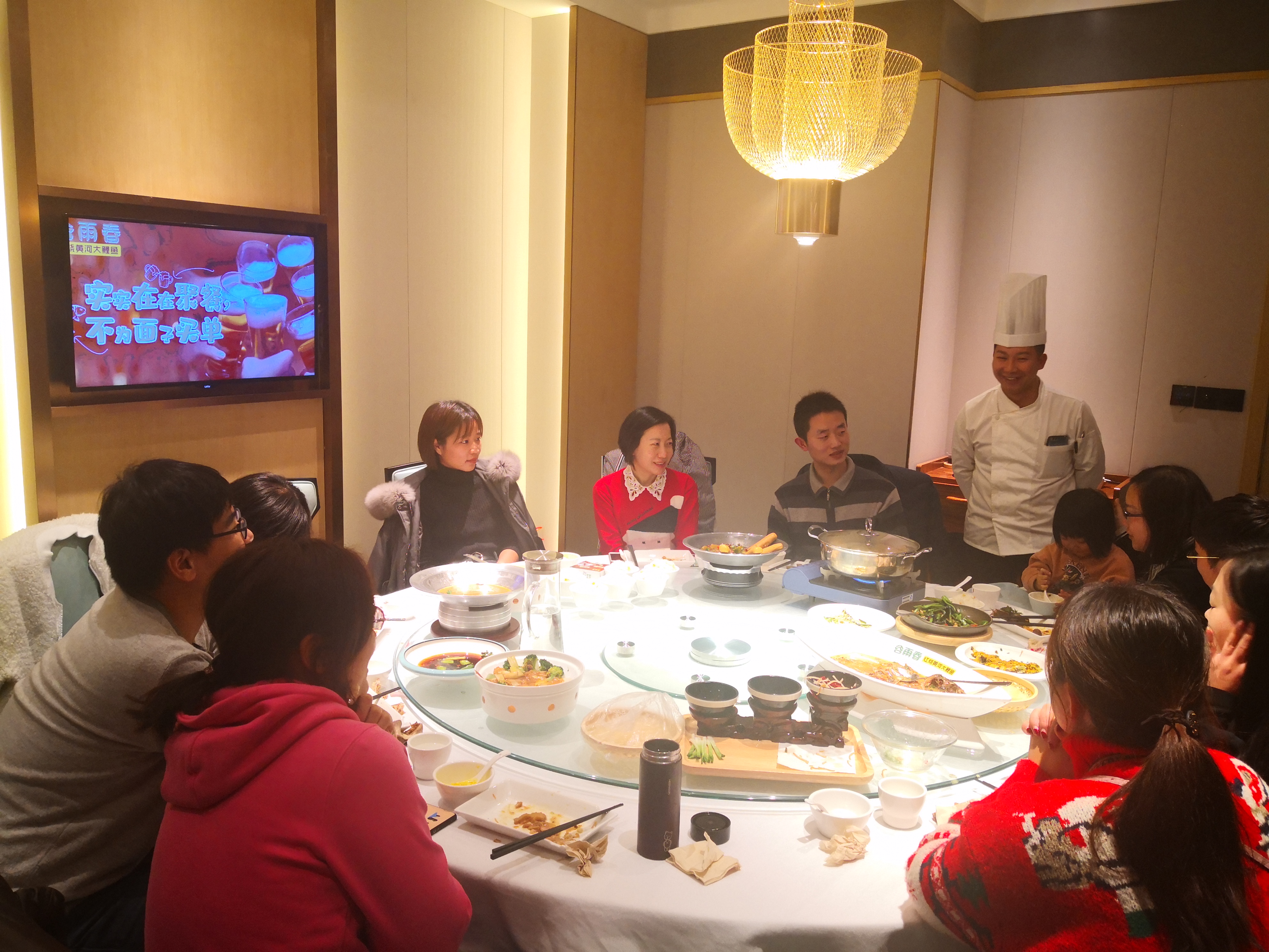 河南特色菜红烧黄河大鲤鱼,正宗红烧黄河大鲤鱼的特点